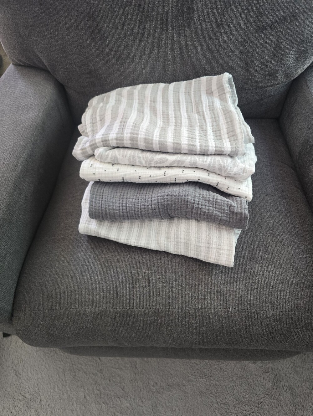 Neutral Striped and Gauze Baby Swaddle Set - Gray & White